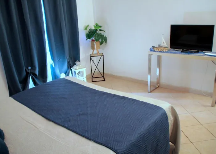 Suite Petroni
